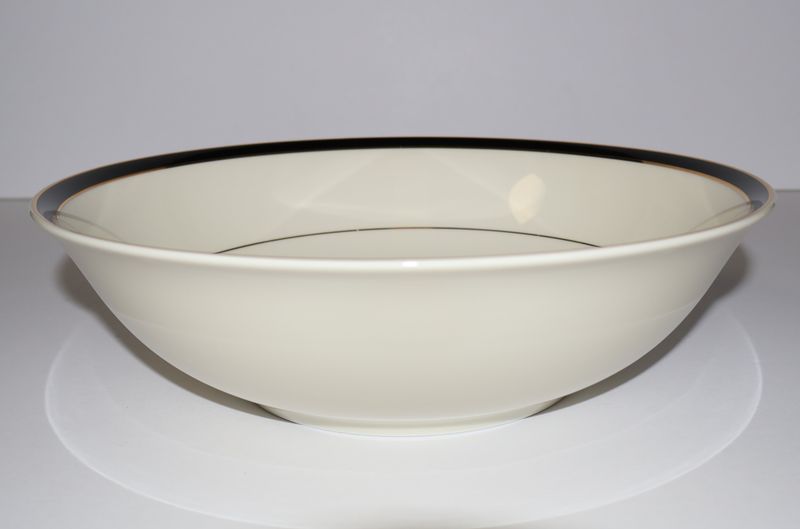 Mikasa Ivory China TRAFALGAR 9” Round Vegetable Serving Bowl, M2004