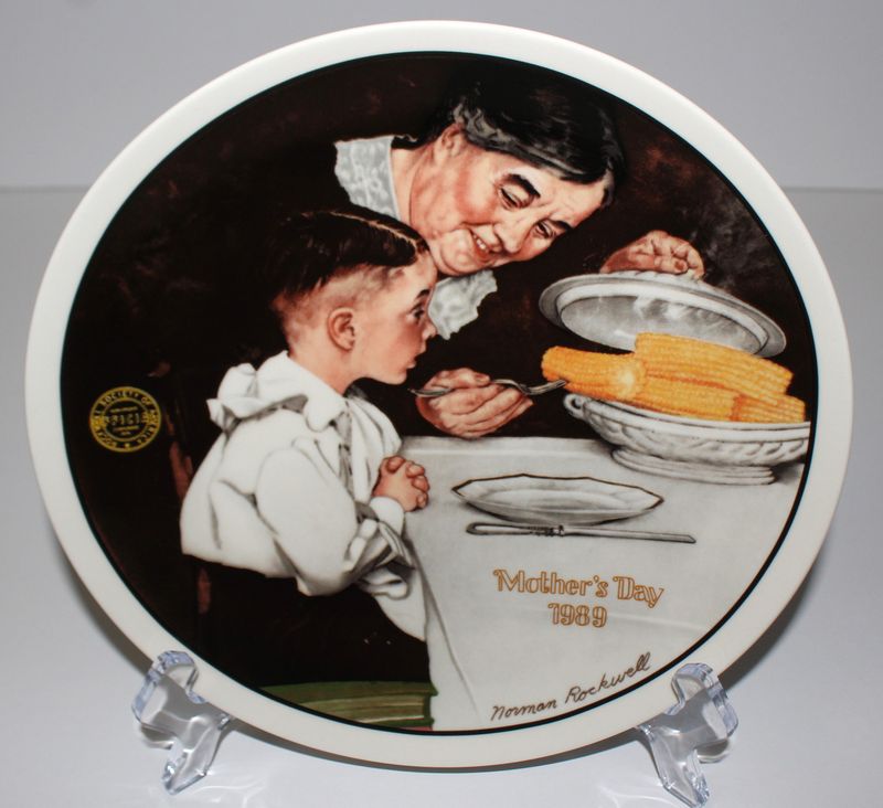 Norman Rockwell “SUNDAY DINNER” 1989 Mother’s Day Collector Plate