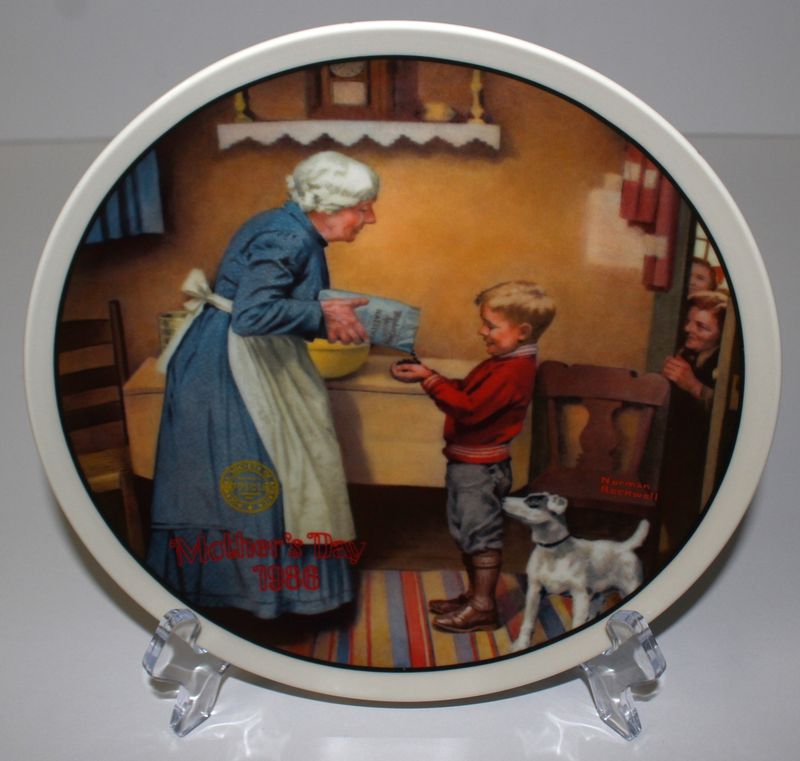 Norman Rockwell “THE PANTRY RAID” 1986 Mother’s Day Collector Plate