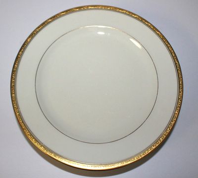 Deluxe Gold Encrusted Band