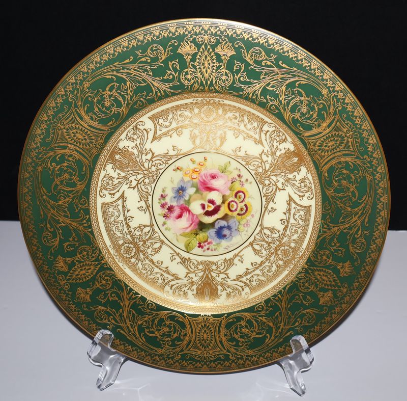 Royal Worcester 1918 Green, Gilt &amp; Floral 10.5” Cabinet Plate, Signed E. Phillips