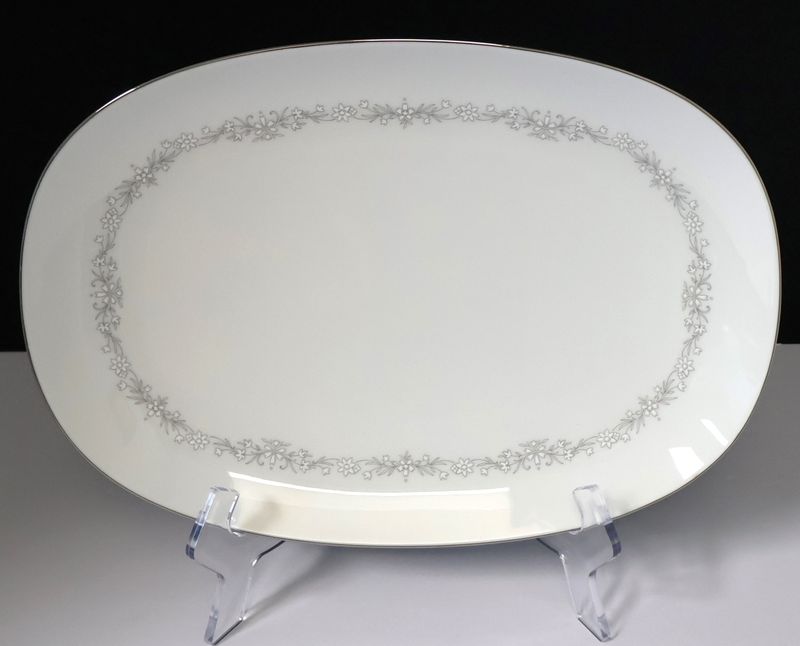 Noritake AMY 2154 White Flowers 13&quot; Oval Serving Platter, Japan