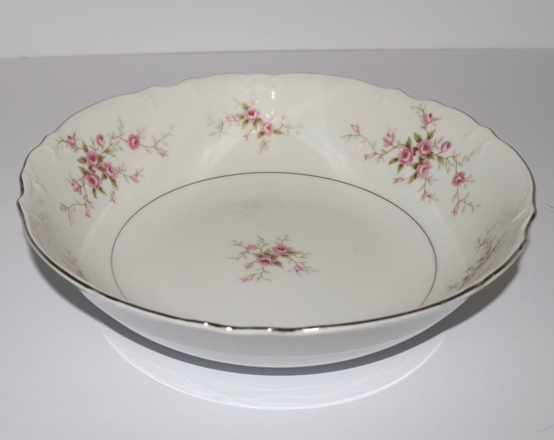 Mikasa Versailles 9" Round Vegetable Bowl 9344, Japan