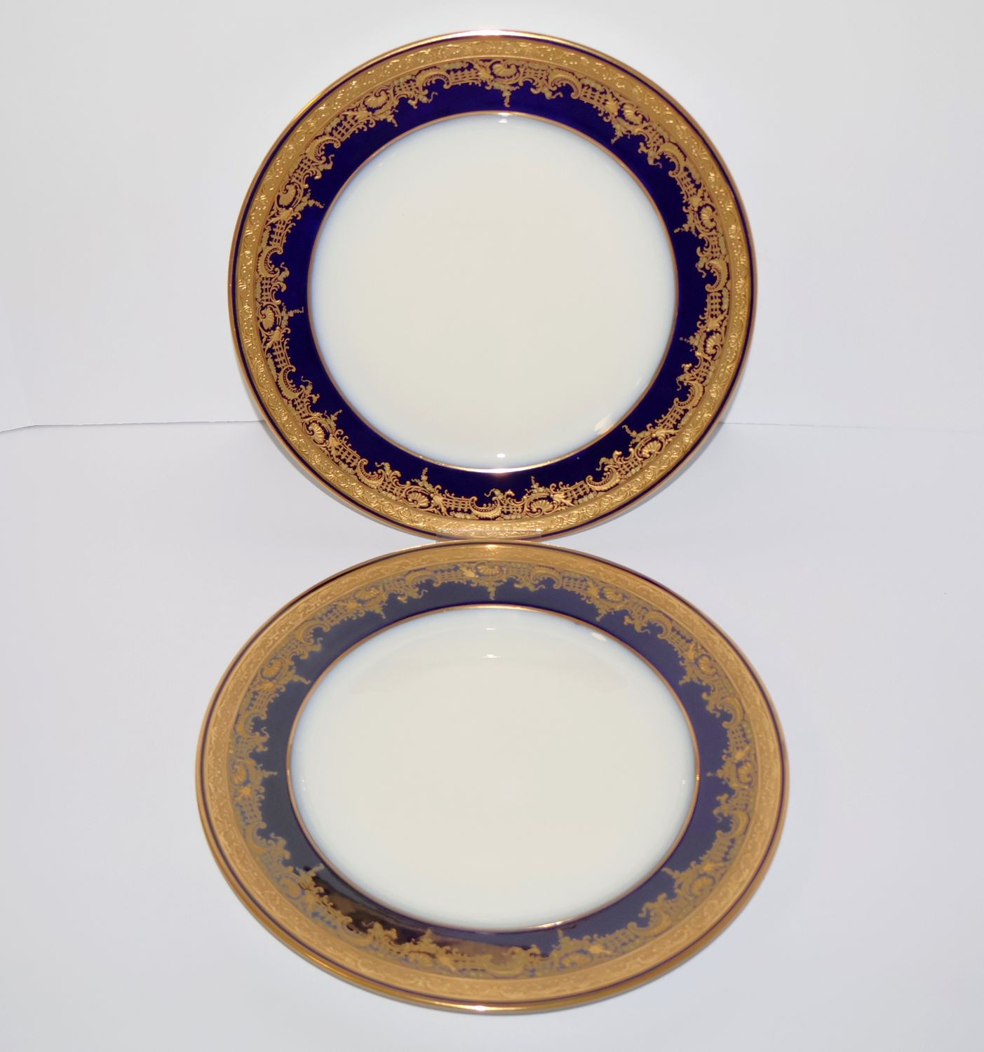 Wm. Guerin &amp; Co. Limoges France (Set of 2) Cobalt &amp; Gold 10 7/8&quot; Dinner Plates