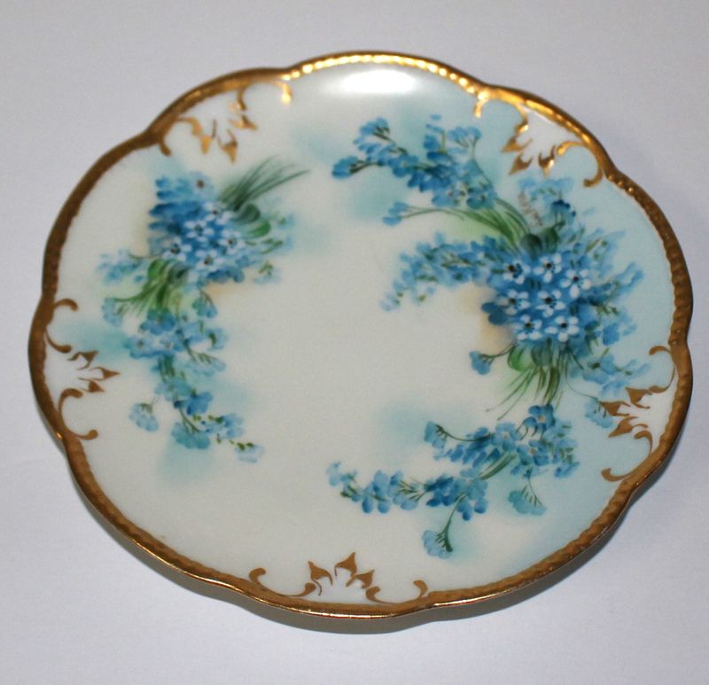AK Limoges France Blue Floral &amp; Gold Scalloped Edge Plate – 6 1/2” | Signed by Minnie Luken