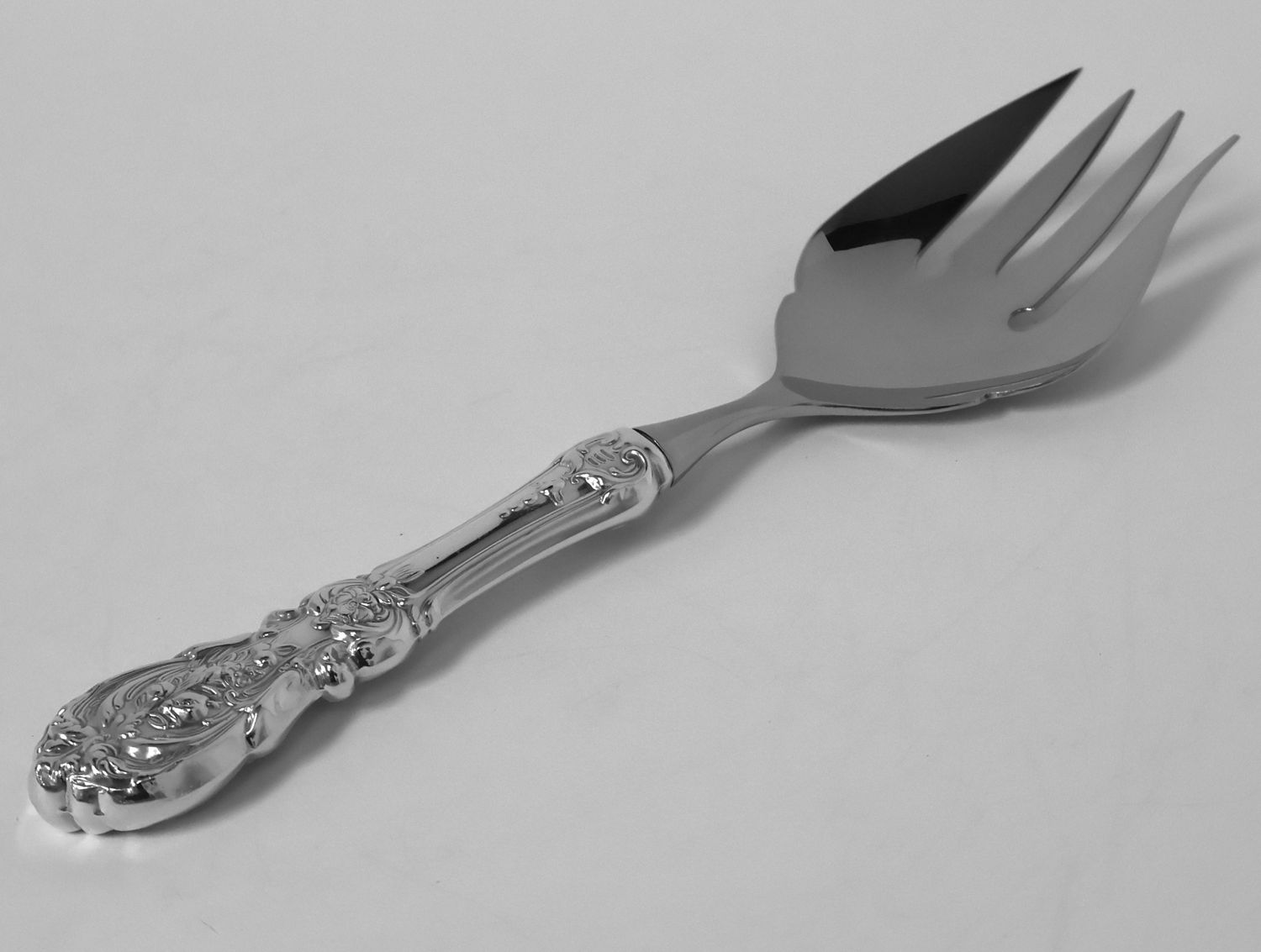 Reed &amp; Barton Francis I Sterling Silver Serving Fork – 8 5/8” – No Monogram