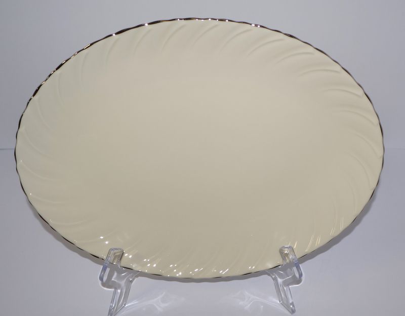 Lenox Weatherly Swirled Ivory 13 3/4&quot; Oval Serving Platter with Platinum Trim
