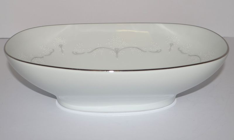 Noritake Whitebrook 9 7/8&quot; Oval Vegetable Serving Bowl - Made in Japan