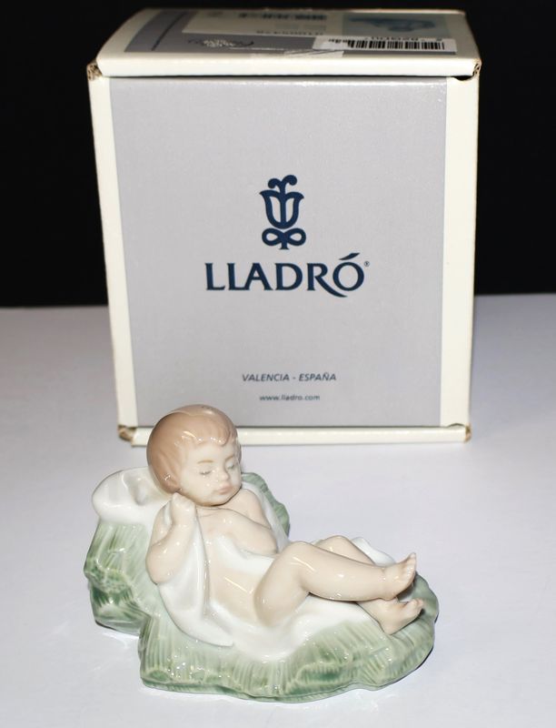 Lladro &quot;Baby Jesus&quot; Nativity Gloss Figurine #5478 - Mint Condition in Box