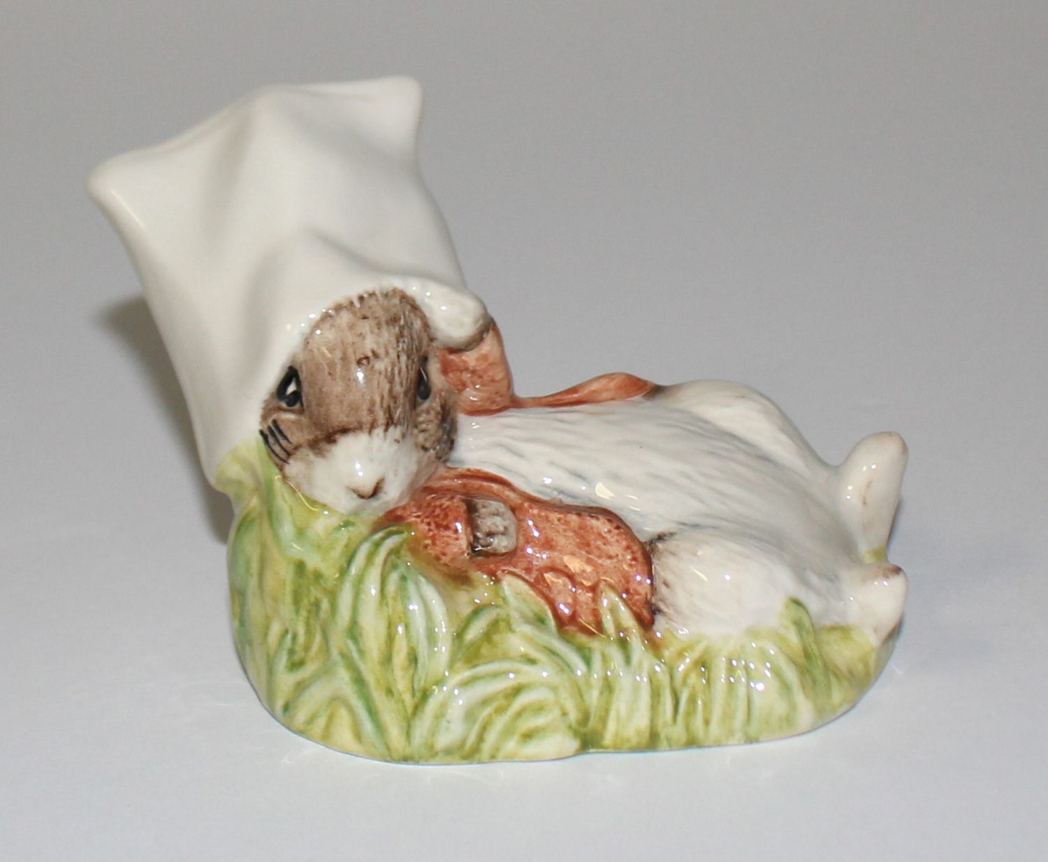Royal Albert “Benjamin Wakes Up” Beatrix Potter Figurine – Made in England