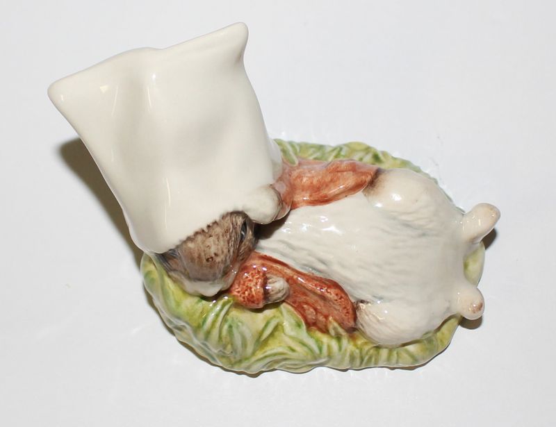 Royal Albert “Benjamin Wakes Up” Beatrix Potter Figurine – Made in England