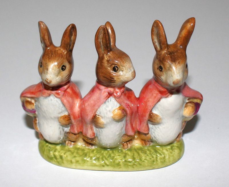 Beswick “Flopsy, Mospsy &amp; Cottontail” Beatrix Potter’s Porcelain Figurine – Made in England