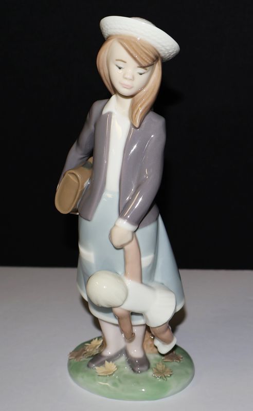 Lladro “Autumn” Figurine – Four Seasons #5218 – Young Girl with Briefcase &amp; Rag Doll