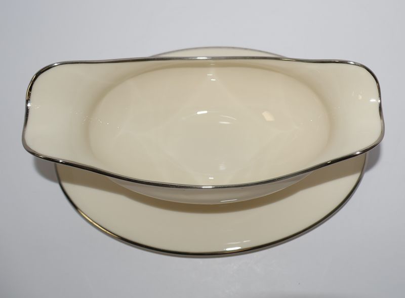 Lenox Brookdale Gravy Boat with Attached Underplate – Floral with Platinum Trim | Made in USA