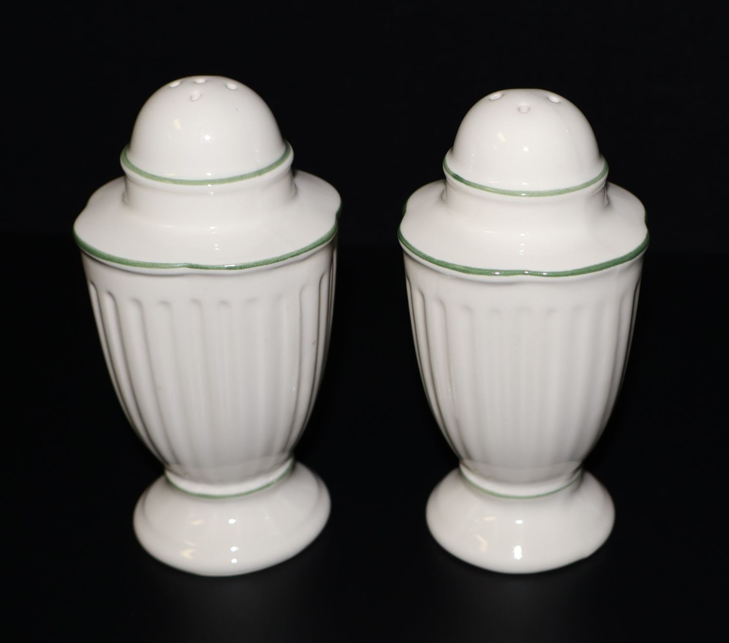 Mikasa Sunshine Lane Salt &amp; Pepper Shaker Set with Stoppers - Green Trim