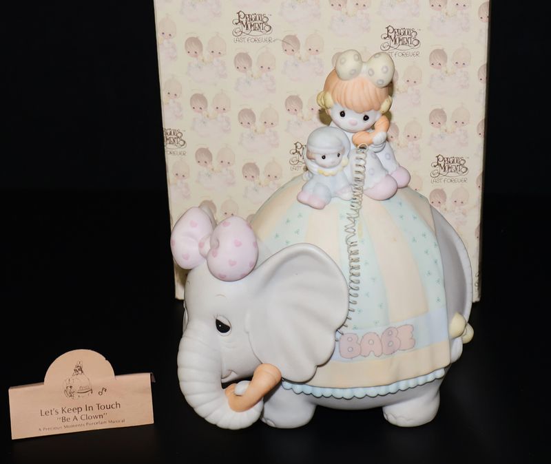Precious Moments Elephant Musical Figurine #102520 - “Let’s Keep in Touch” (with Box)