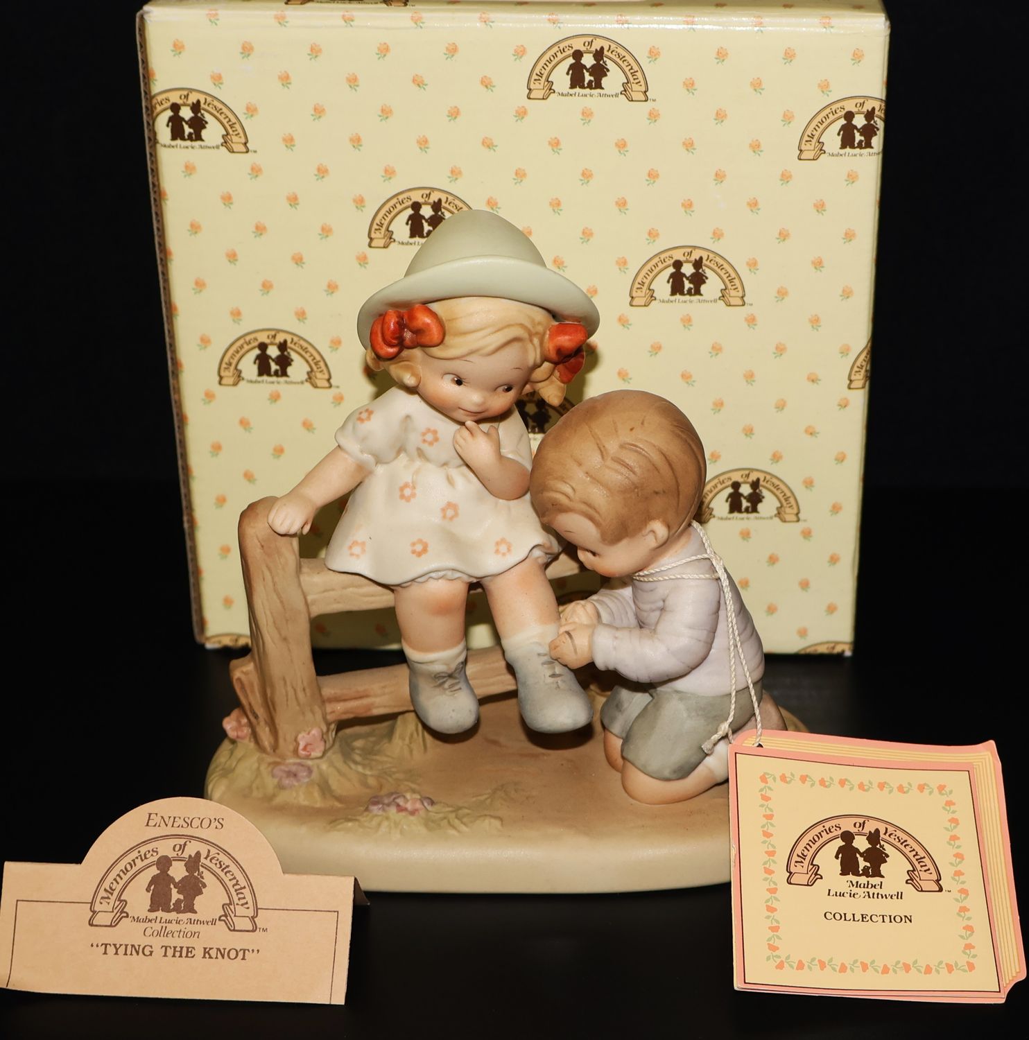 Enesco “Tying the Knot” Figurine #522678 – Memories of Yesterday by Mabel Lucie Attwell (with Box)