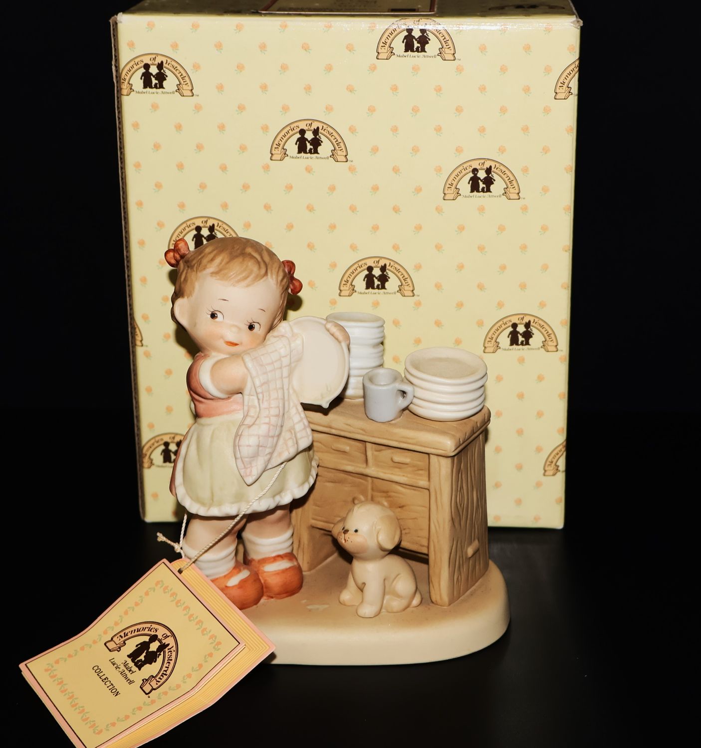 ​Enesco “Them Dishes Nearly Done” Figurine #524611 – Memories of Yesterday by Mabel Lucie Attwell (Box)