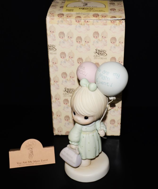 Precious Moments 1987 Figurine “You Are My Main Event” (115231) with Original Box