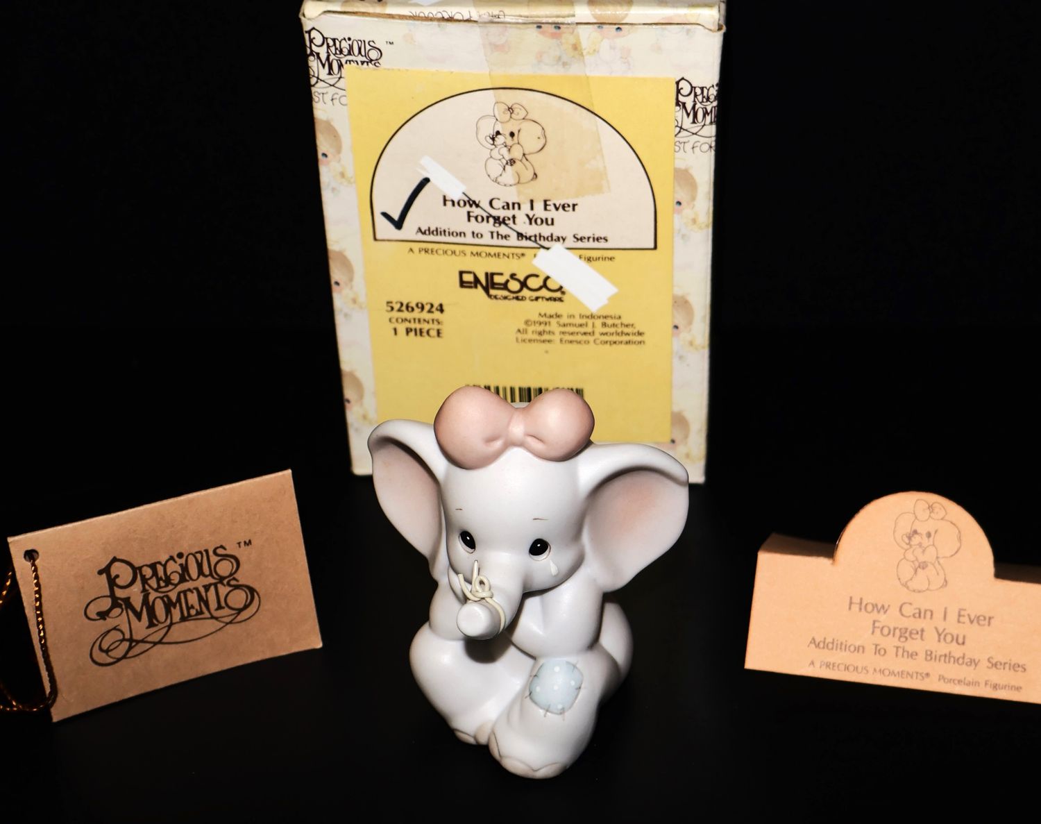 Precious Moments 1991 Figurine “How Can I Ever Forget You” (526924) with Original Box