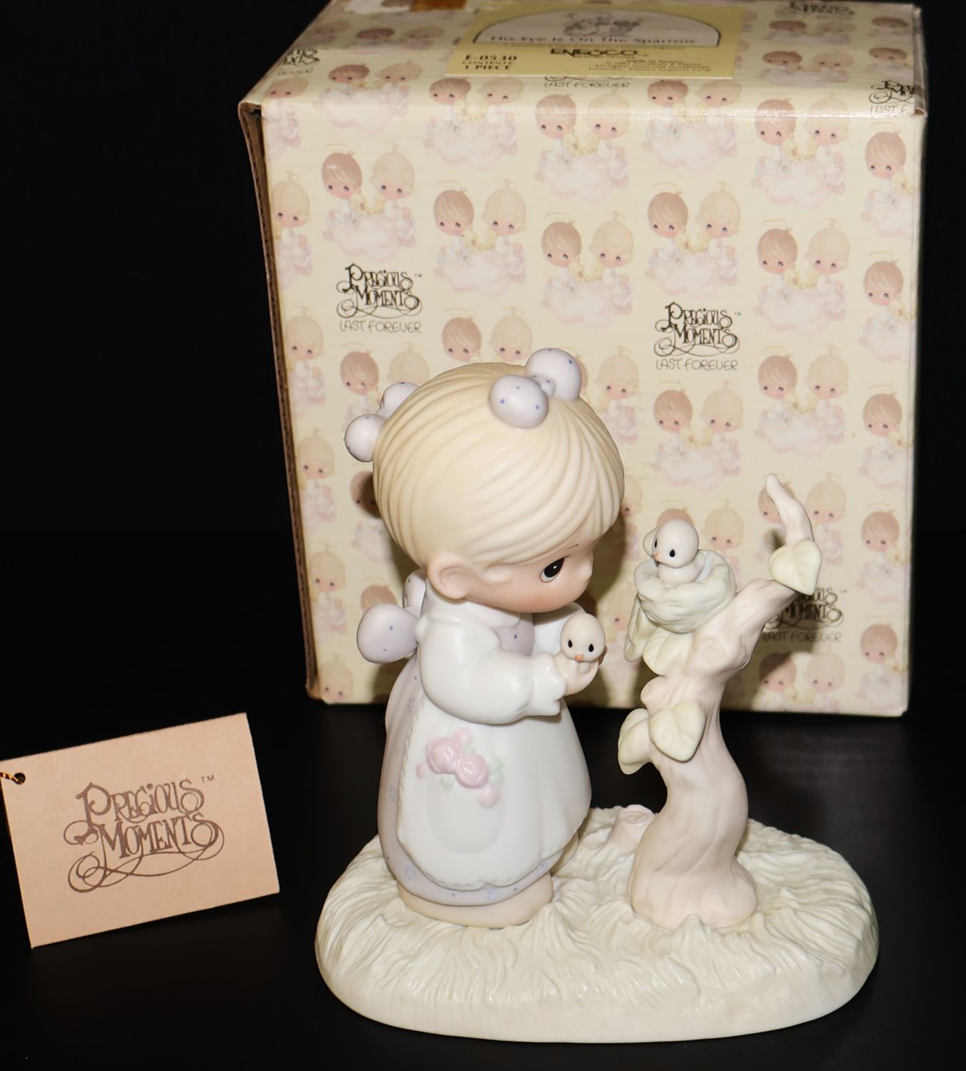 Precious Moments 1983 Figurine “His Eye Is On The Sparrow” (E-0530) with Original Box