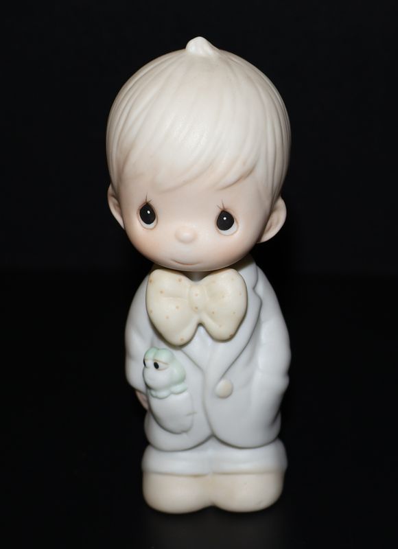 Precious Moments 1983 Figurine “Best Man” (E-2836) with Original Box