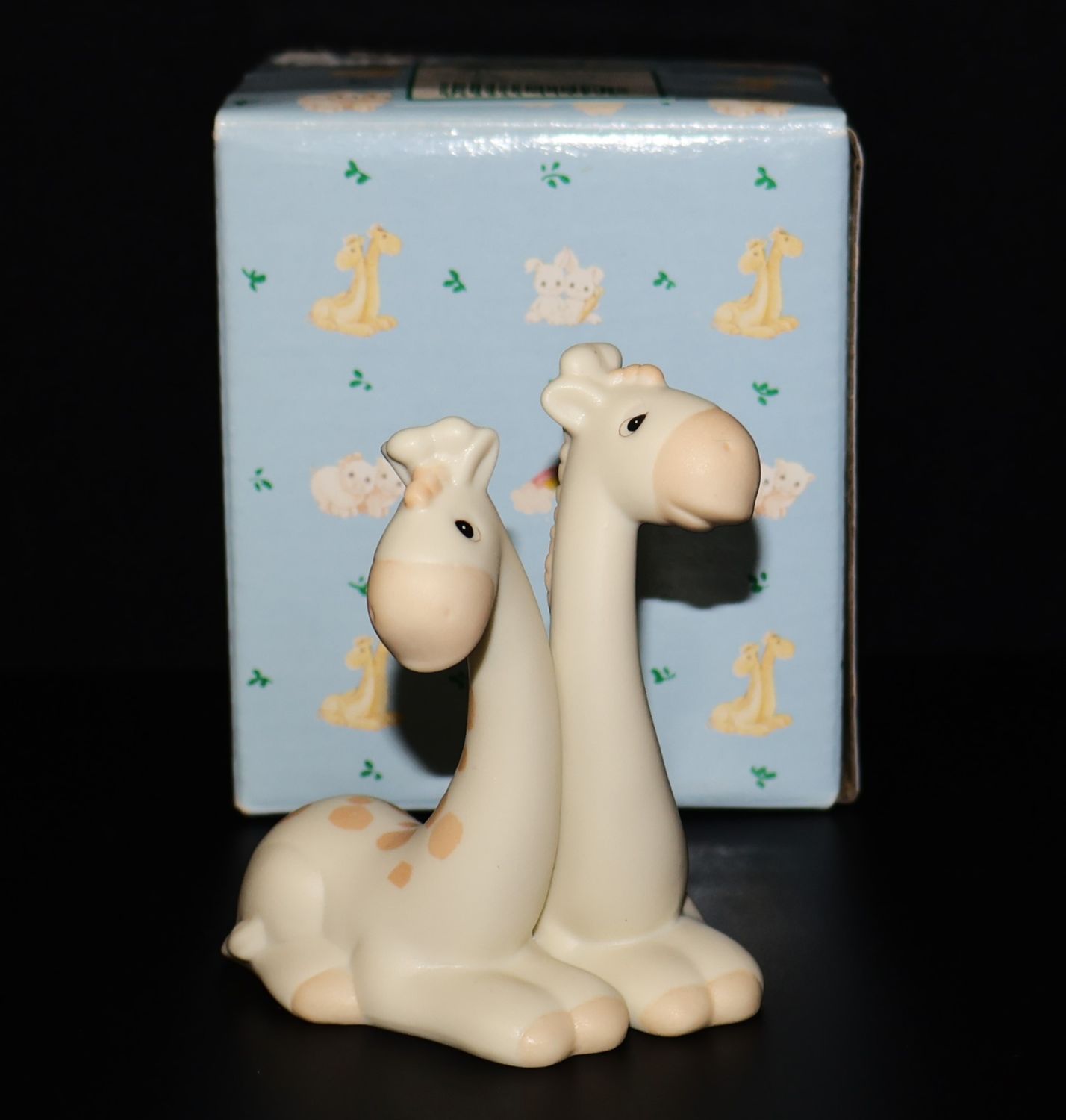 Precious Moments 1992 “Two by Two” Giraffes Figurine #530115 with Original Box