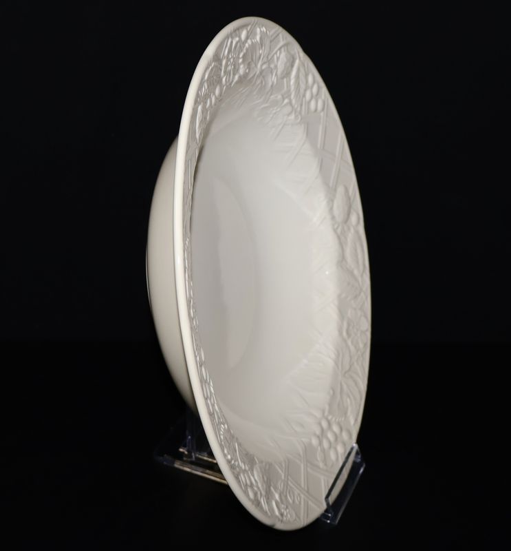 Mikasa English Countryside 10 1/2” Round Vegetable Serving Bowl | White DP900