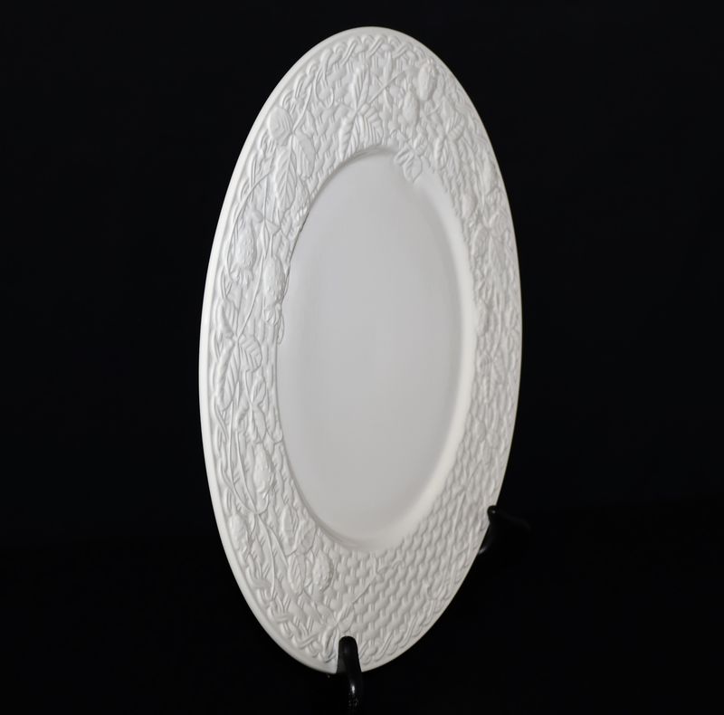 Mikasa English Countryside 12 7/8” Service Plate – Charger | White DP900
