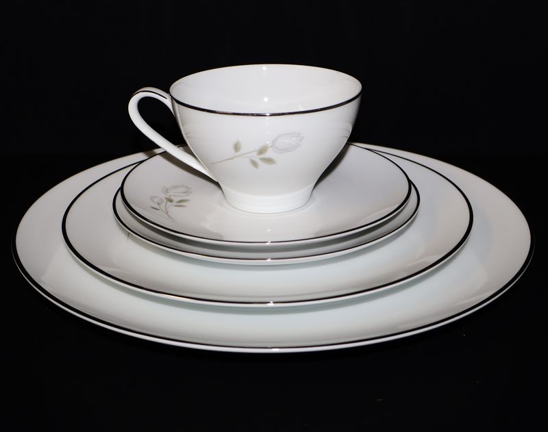 Noritake Altadena (6437) 5-Piece Place Setting – Rose &amp; Platinum Trim | Multiple Sets Available