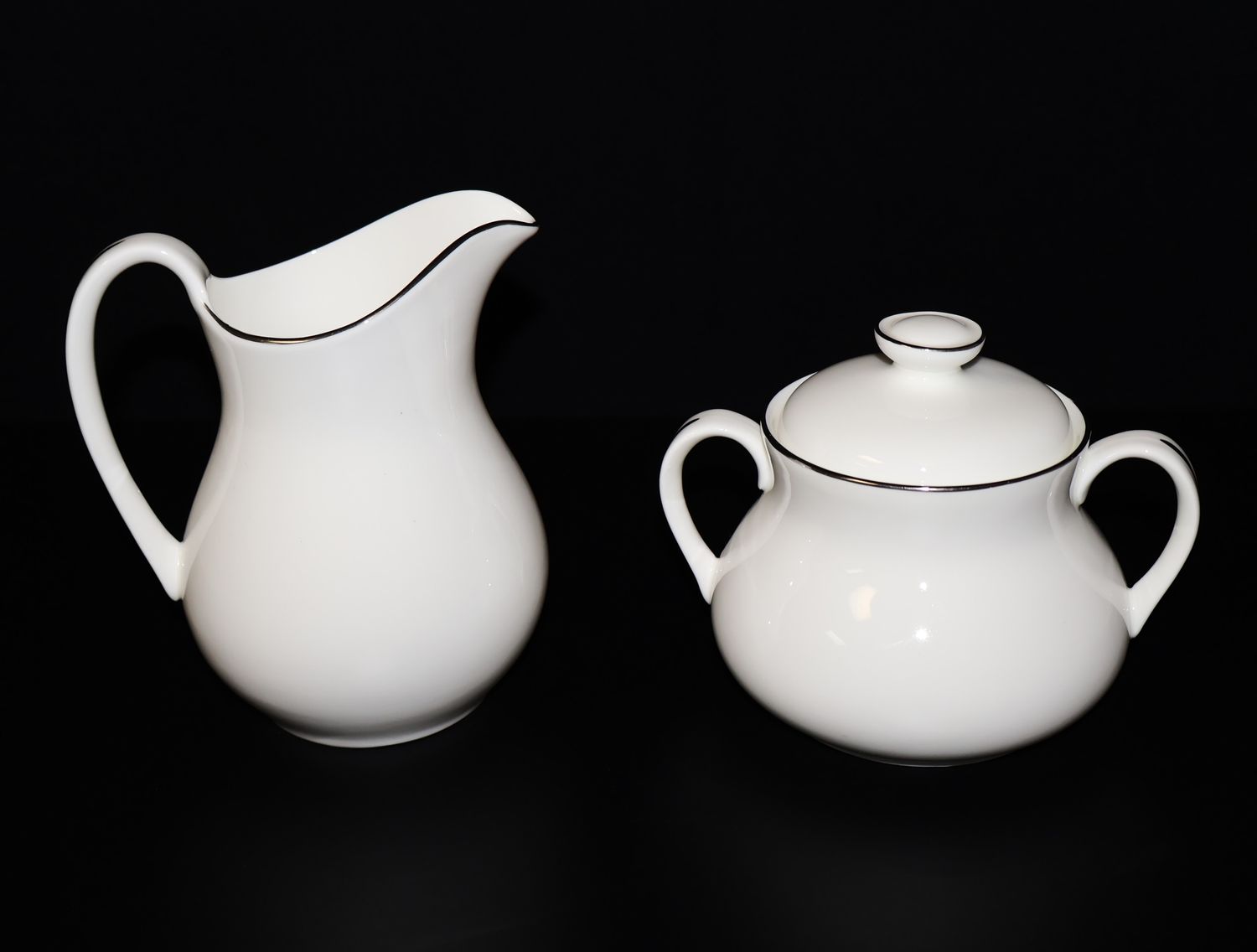 Royal Doulton Carousel 3-Piece Creamer &amp; Sugar Bowl with Lid | H4975 England