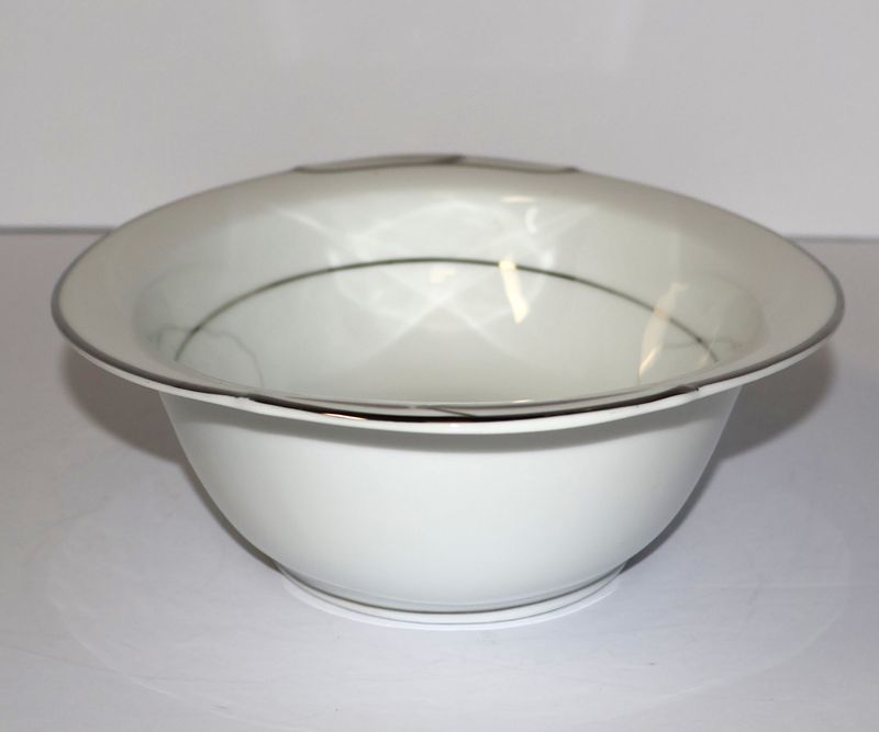 Noritake Derry (5931) Oval Vegetable Serving Bowl – 10 1/2” | Platinum Trim