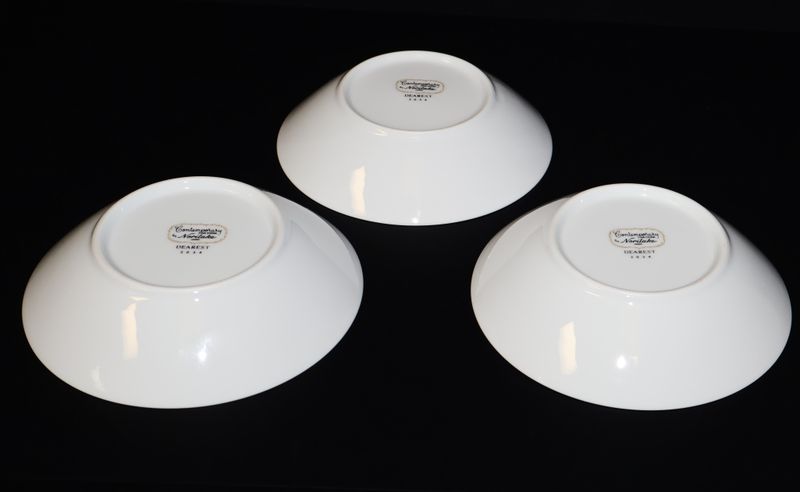 Noritake Dearest 5 1/2” Fruit / Dessert Bowls – Gold Trim | Set of 3