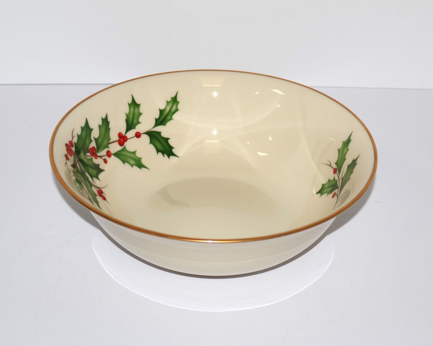 Lenox Holiday 9 3/8” Round Party Serving Bowl – Holly &amp; Berries | Made in the USA