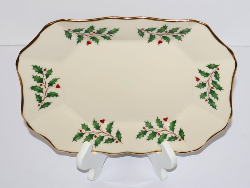 Lenox Holiday 9” Rectangular Serving Tray – Holly &amp; Berries | Made in the USA