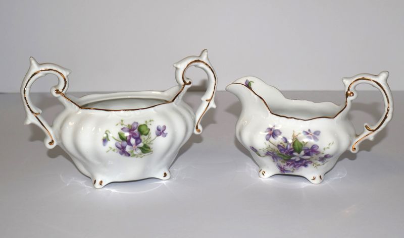 Rossetti Spring Violets Footed Creamer &amp; Sugar Bowl (No Lid) | Occupied Japan