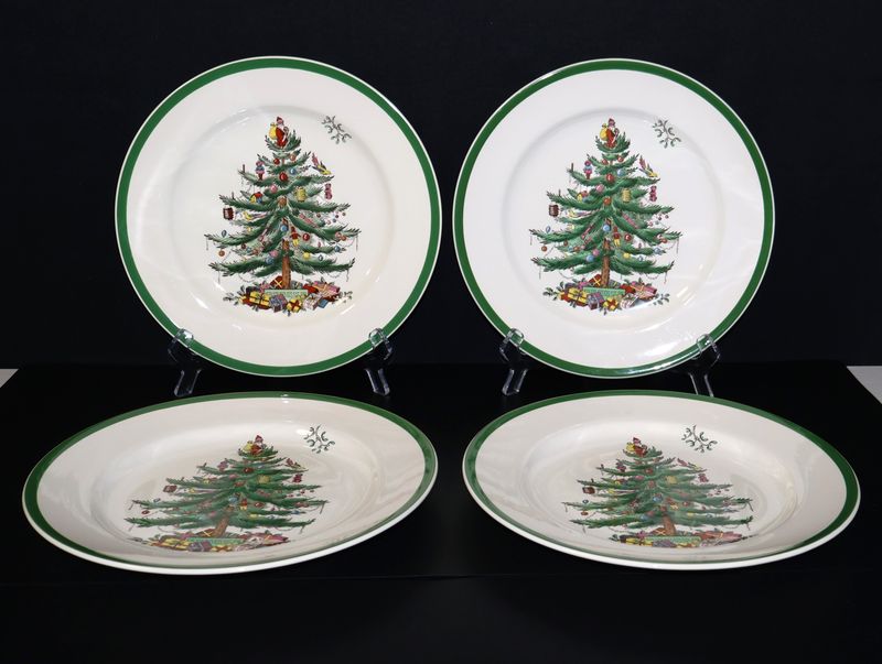 Spode Christmas Tree Dinner Plates – Set of 4 | Made in England