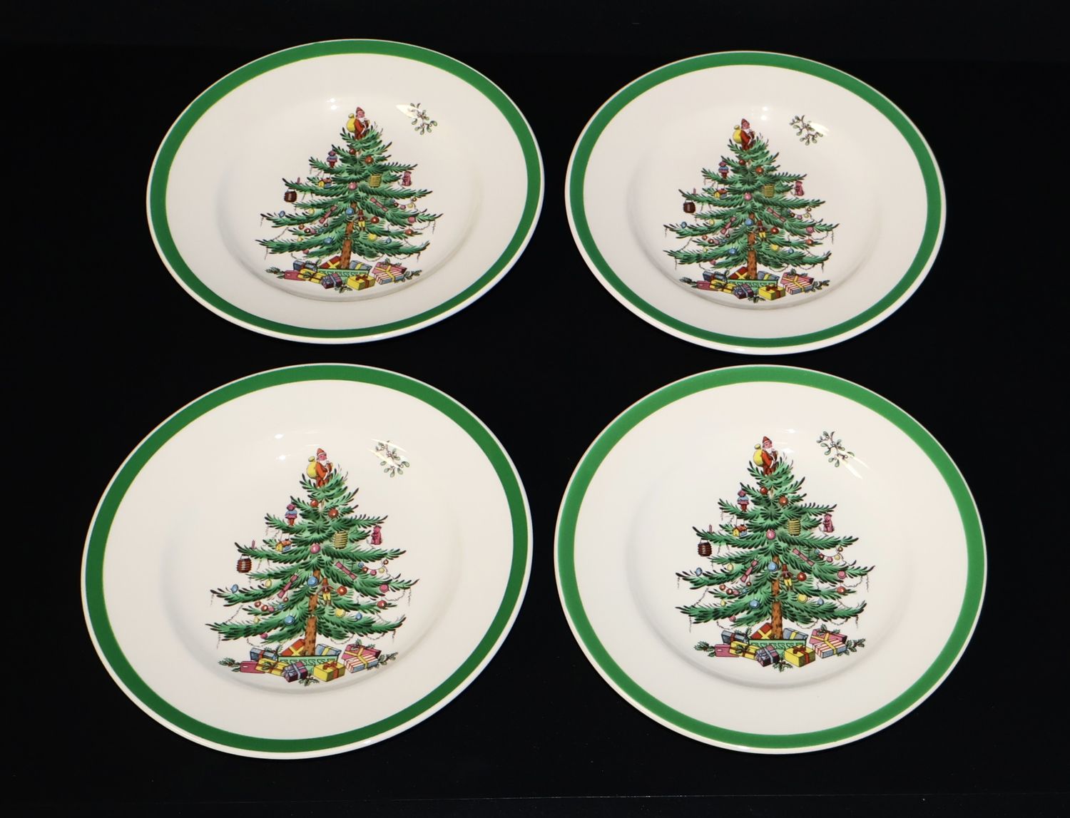 Spode Christmas Tree Bread Plates – Set of 4 | Made in England