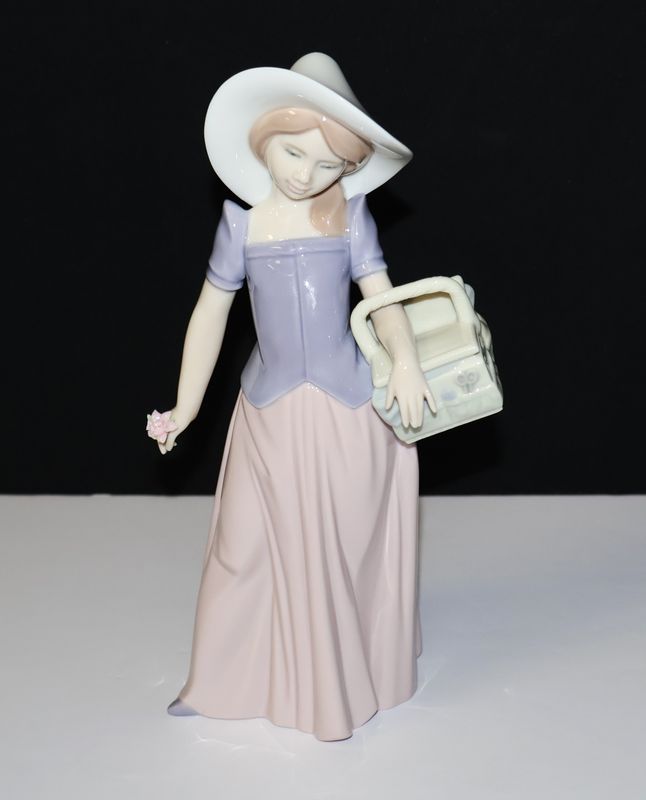 Lladro Tailor Made Young Girl with Basket Porcelain Figurine – 8” Tall | Item #6489