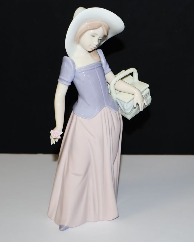 Lladro Tailor Made Young Girl with Basket Porcelain Figurine – 8” Tall | Item #6489