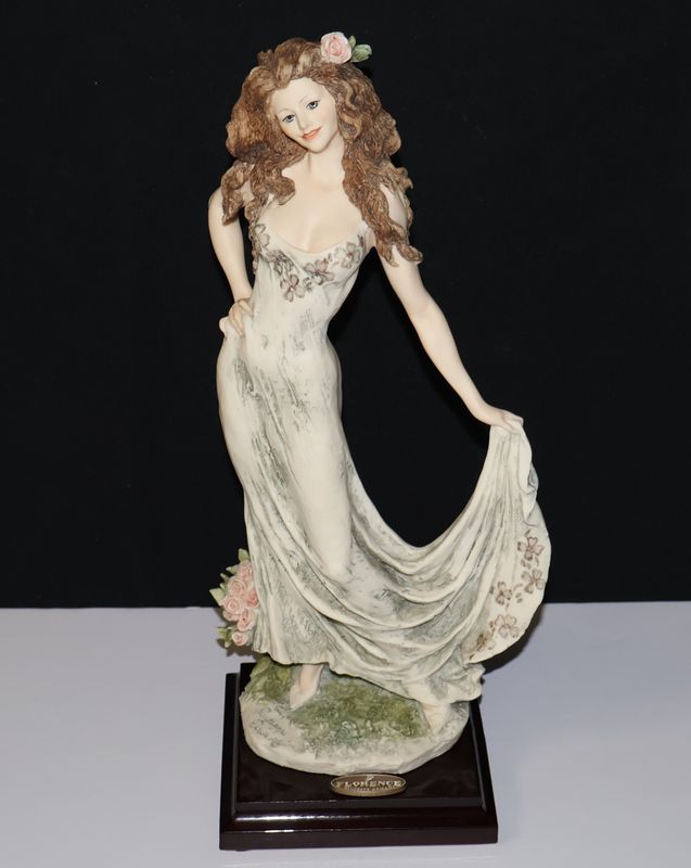 Giuseppe Armani Florence “Celebration” Society 10th Year Figurine 12.75” – 1998 Capodimonte, Box &amp; Certificate