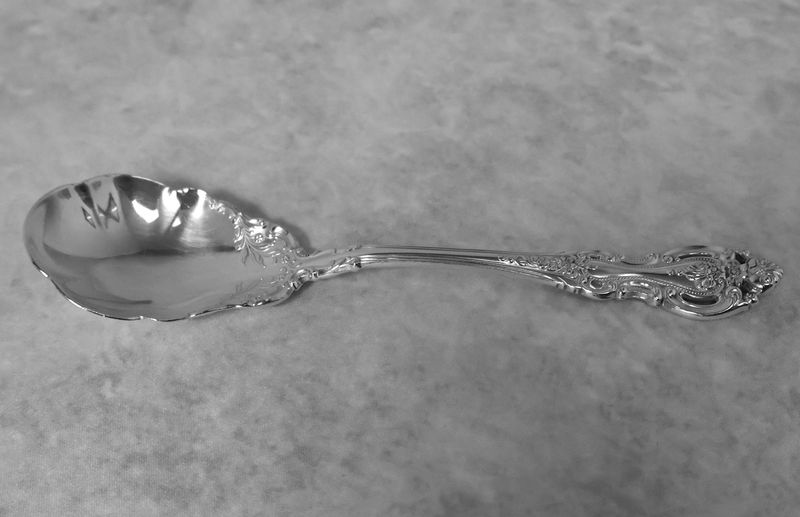 Wallace Grand Victorian Sterling Silver 6 3/8” Sugar Spoon – No Monograms
