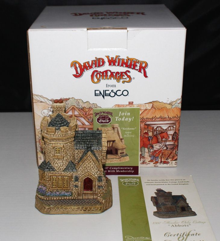 David Winter Abbot Cottage 1997 Collector Guild Scene in Box, SIGNED &amp; COA