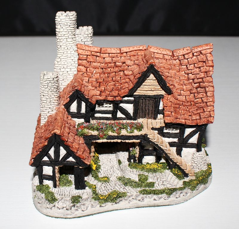 David Winter Cottage The Bothy 1983 In The Country Collection in Box with COA