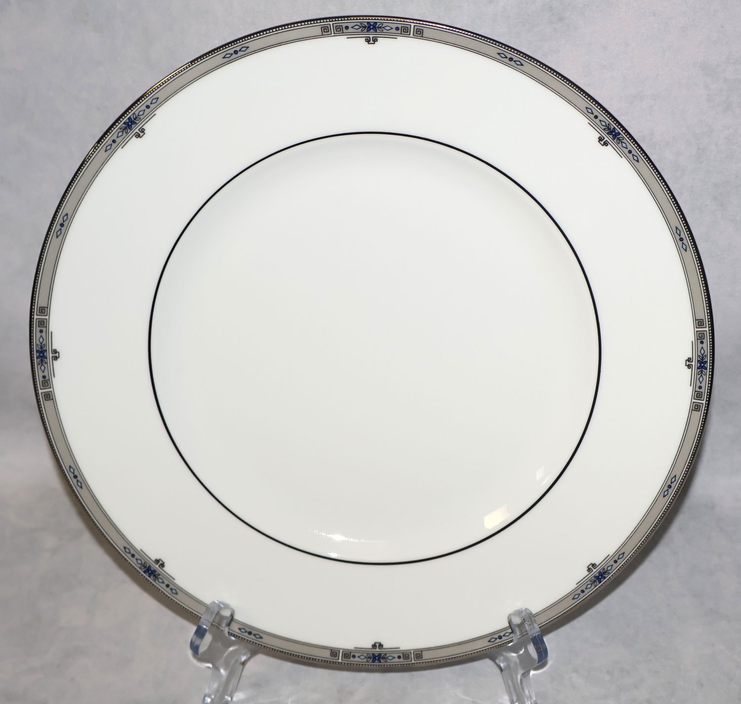 Wedgwood Amherst Platinum Trim 10 3/4” Dinner Plate Bone China England – Multiple Available