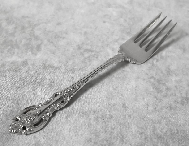 Wallace Grand Victorian Sterling Silver 6 5/8” Salad Fork 45g – No Monogram