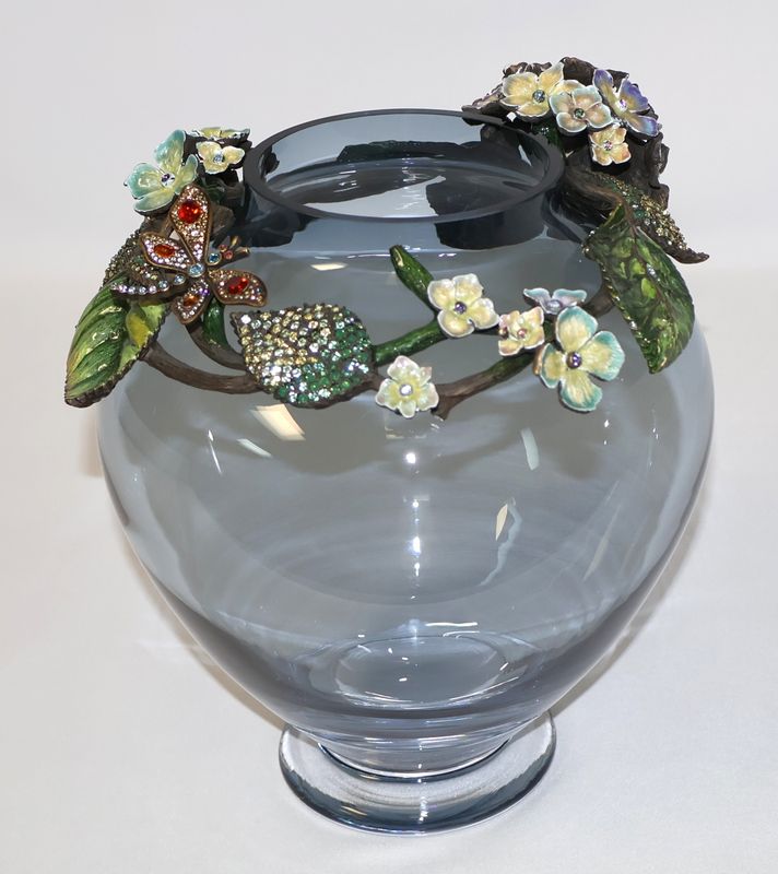 Jay Strongwater Hydrangea Dragonfly Blue Glass Vase 9” tall | Swarovski Crystal &amp; Enamel Collar