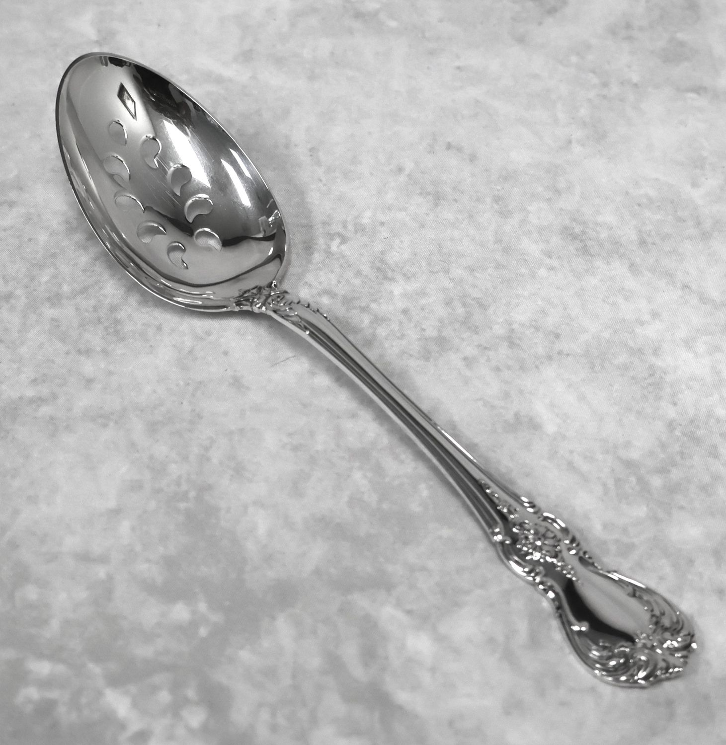 Towle Old Master Sterling Silver 8.5 Towle Old Master Sterling Silver 8.5" Pierced Serving Tablespoon(s) | No Monogram