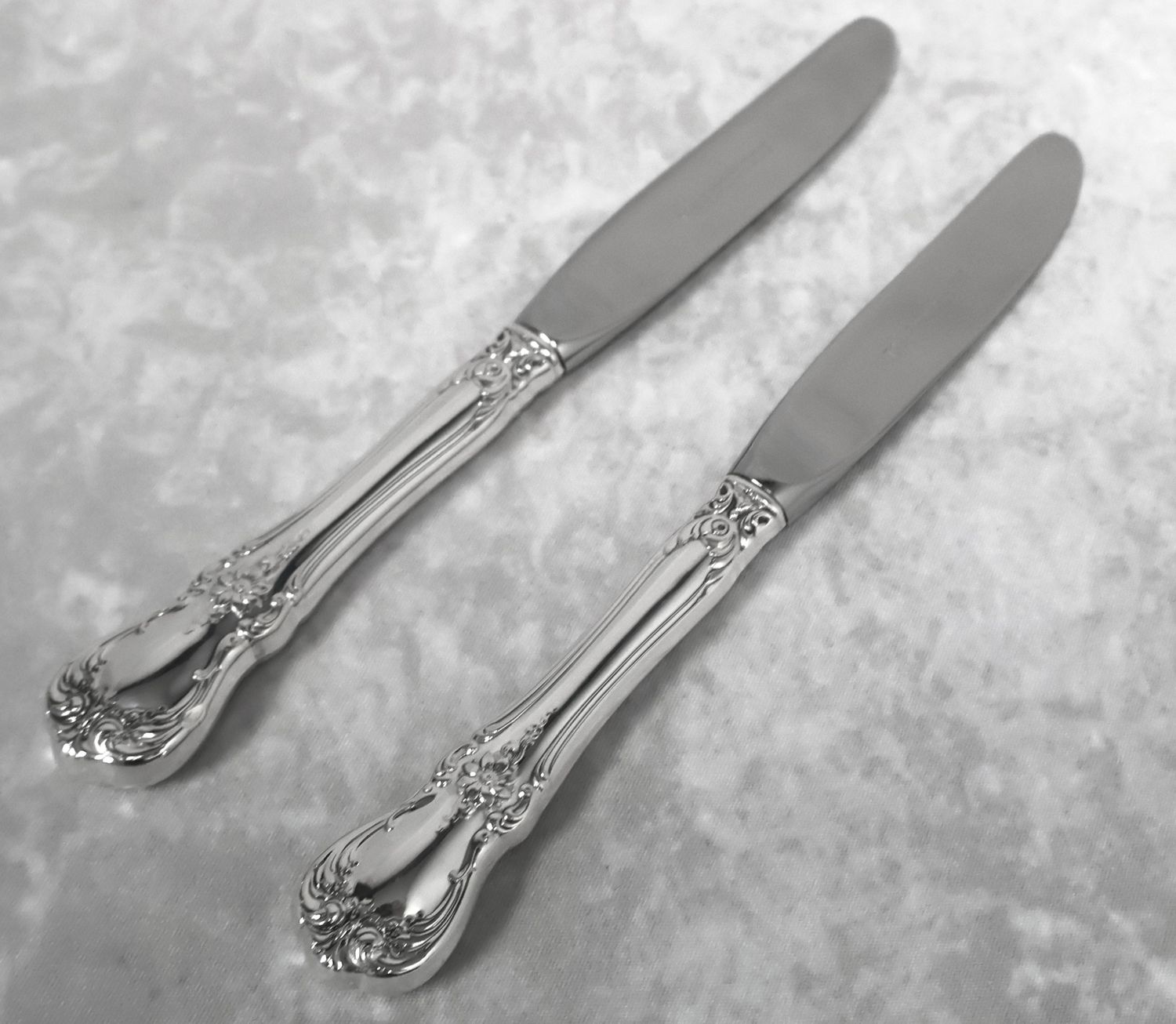 Set of 2 Towle Old Master Sterling Silver Hollow Butter Spreaders 6.5 Set of 2 Towle Old Master Sterling Silver Hollow Butter Spreaders 6.5" | No Monograms