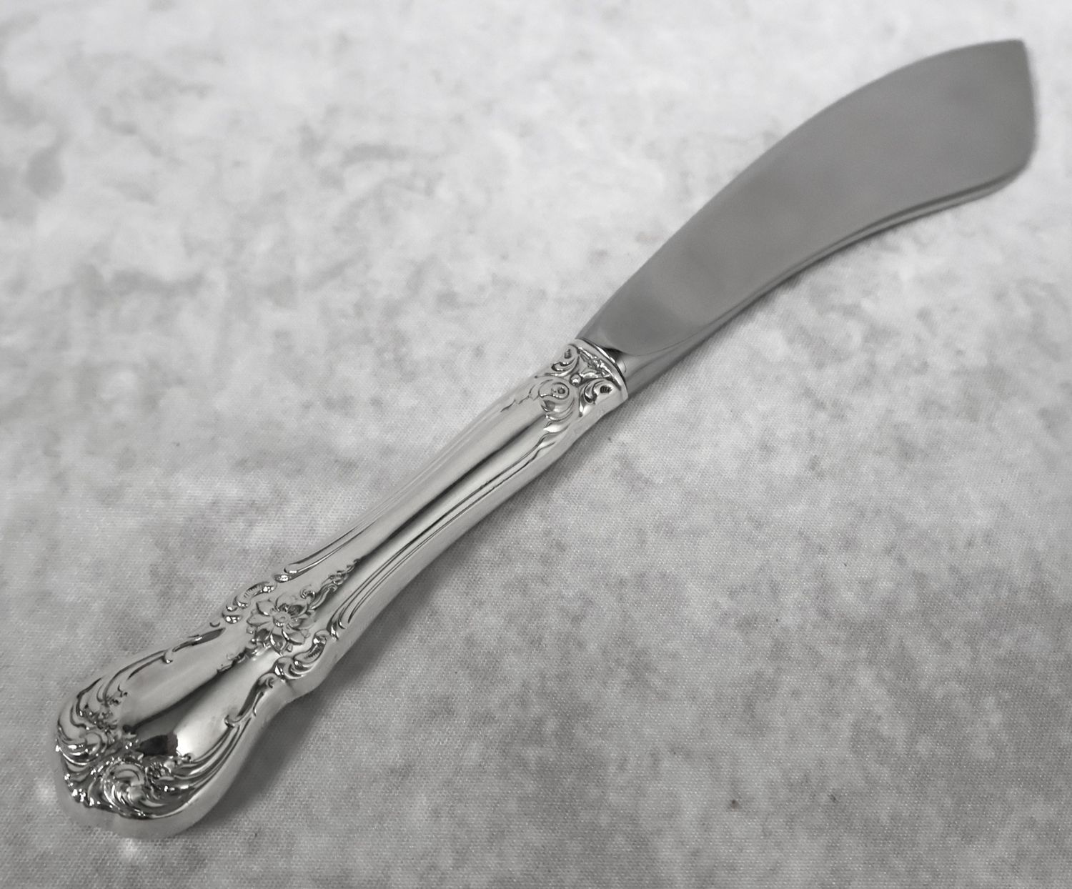 Towle Old Master Sterling Silver Hollow Master Butter Knife 6 7/8” | No Monogram Towle Old Master Sterling Silver Hollow Master Butter Knife 6 7/8” | No Monogram